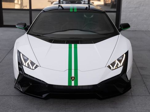 Used 2023 Lamborghini Huracan Tecnica RWD image 21