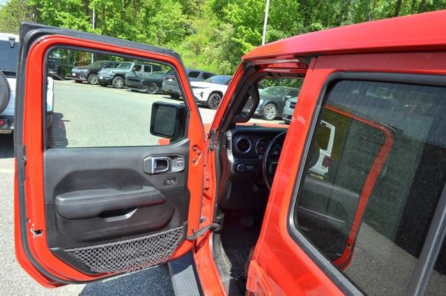 Used 2021 Jeep Wrangler Unlimited Sahara AWD/4WD image 15