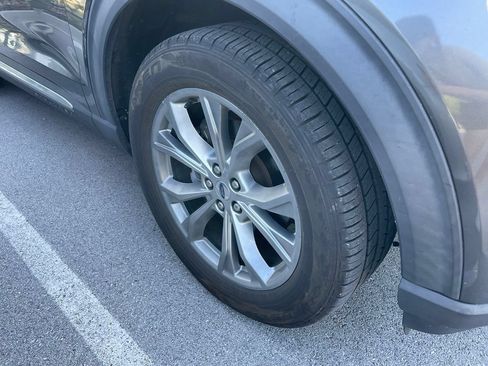 Used 2020 Ford Explorer XLT w/ Equipment Group 202A RWD image 7
