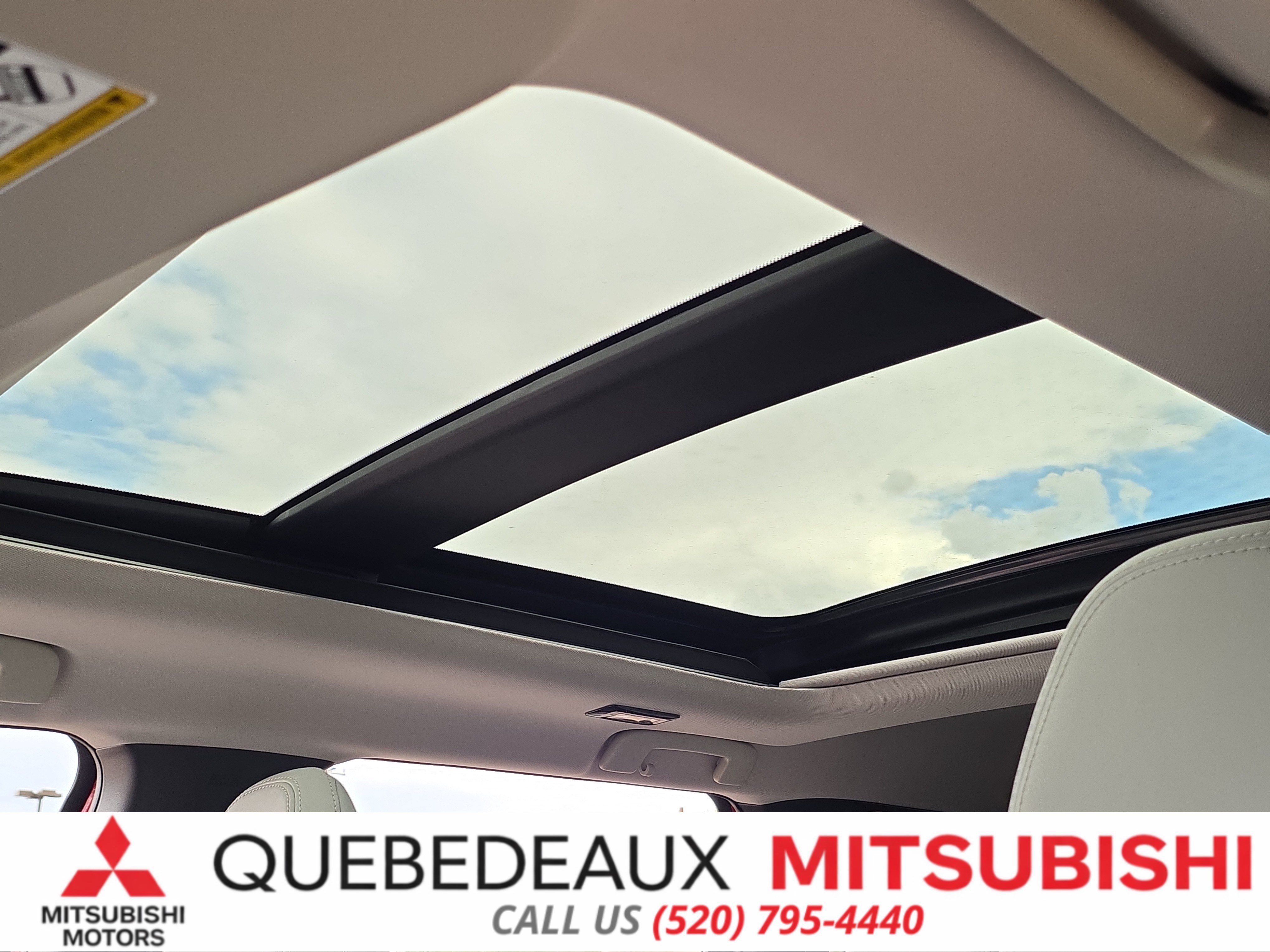 New 2026 Mitsubishi Outlander SE FWD image 14