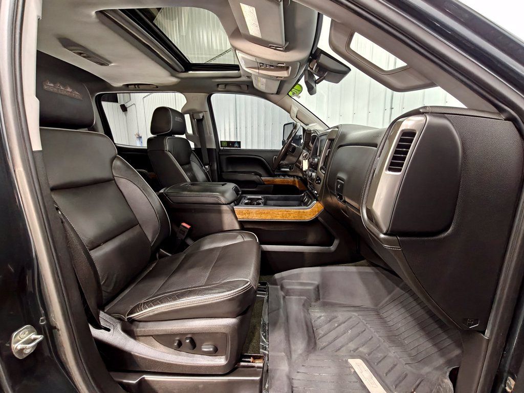 Used 2018 Chevrolet Silverado 2500 High Country w/ Duramax Plus Package AWD/4WD image 27
