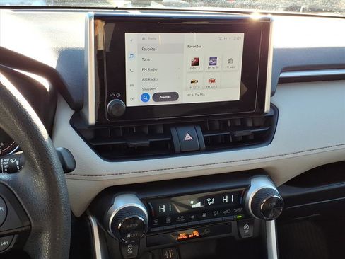 Used 2023 Toyota RAV4 XLE w/ Convenience Package image 11