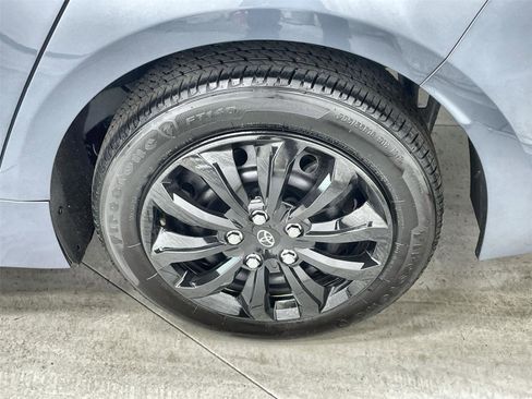 Used 2024 Toyota Corolla LE image 10
