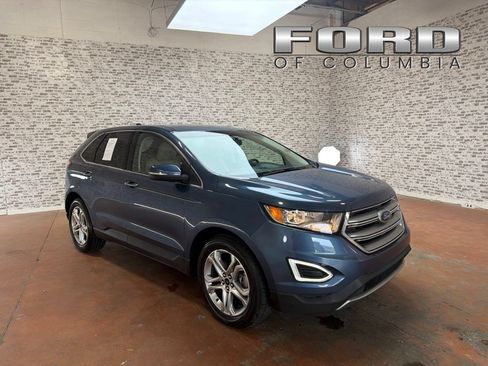 Used 2018 Ford Edge Titanium FWD image 1
