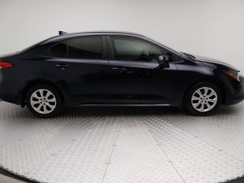 Certified 2025 Toyota Corolla LE FWD image 7