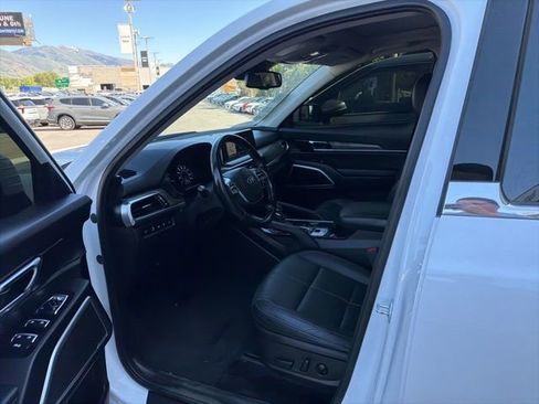 Used 2020 Kia Telluride EX AWD/4WD image 11