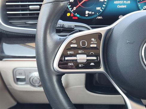 Used 2022 Mercedes-Benz GLS 450 4MATIC image 28