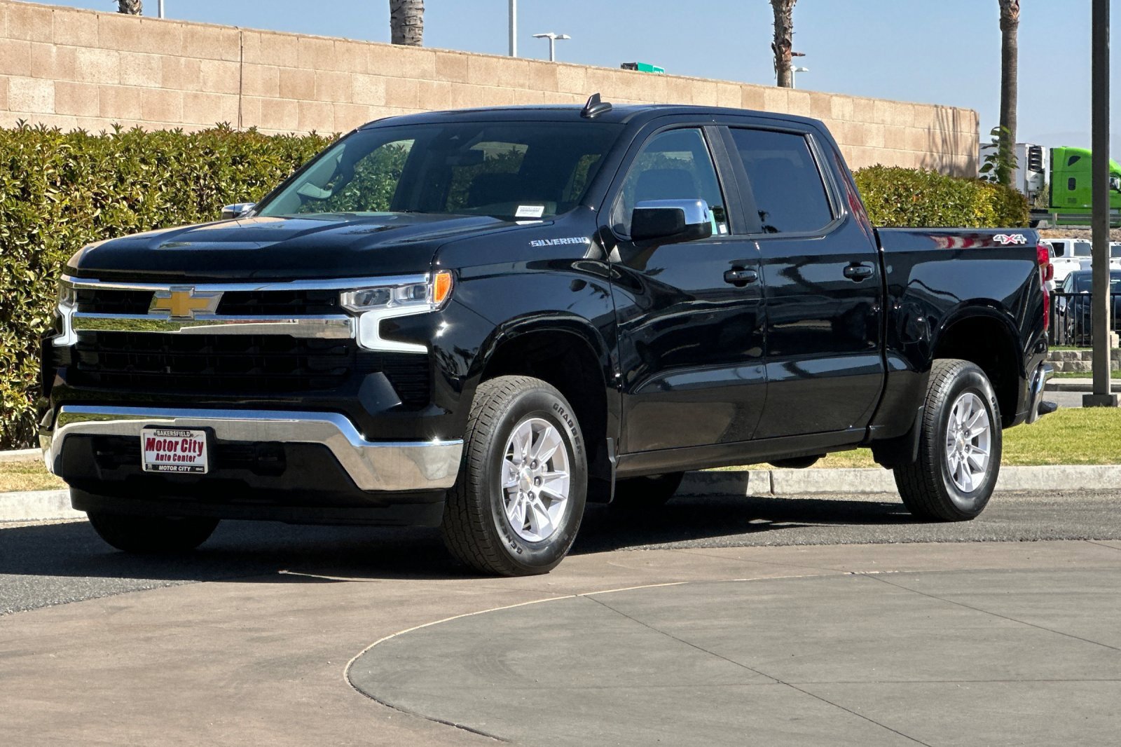 Certified 2026 Chevrolet Silverado 1500 LT AWD/4WD image 8