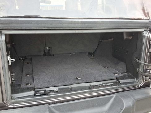 Used 2021 Jeep Wrangler Unlimited Sport image 29