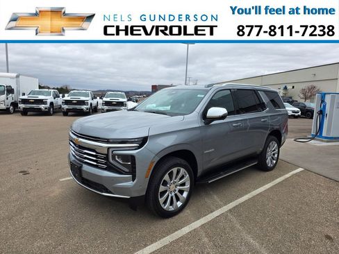 New 2026 Chevrolet Tahoe Premier w/ Sun And Tow Package AWD/4WD image 3