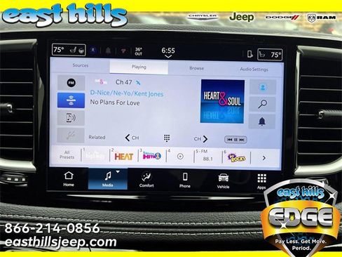 New 2026 Chrysler Pacifica Limited w/ S Appearance Package image 7