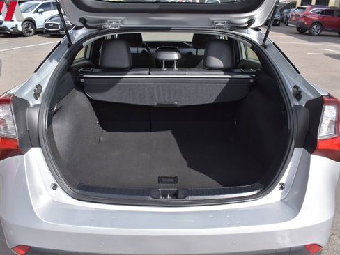 Used 2022 Toyota Prius XLE image 35