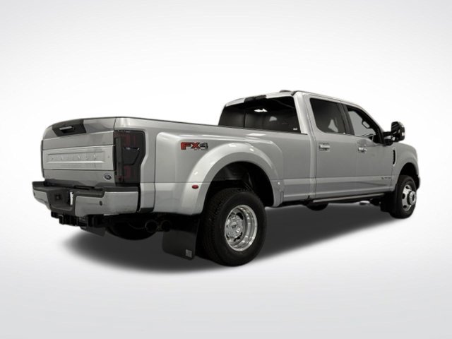Used 2022 Ford F350 Platinum AWD/4WD image 9