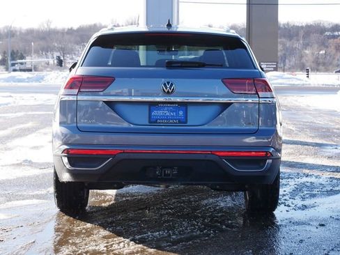 Certified 2023 Volkswagen Atlas Cross Sport SE image 6