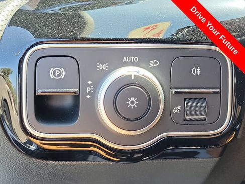 Used 2025 Mercedes-Benz CLA 250 image 20