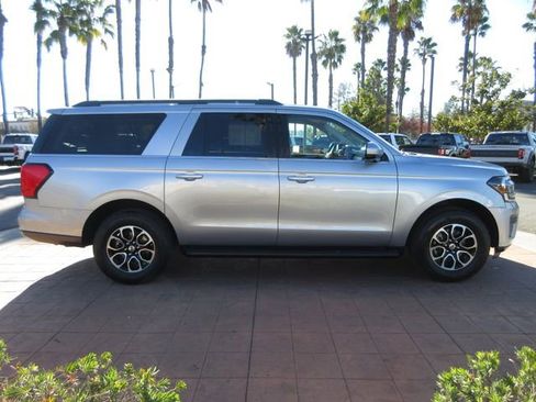 Certified 2024 Ford Expedition Max XLT image 5