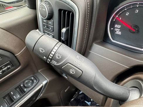 Certified 2022 Chevrolet Silverado 1500 LTZ AWD/4WD image 12