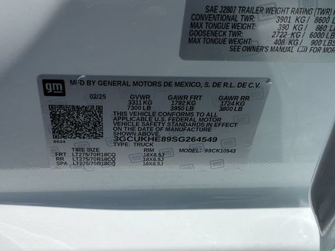 Used 2025 Chevrolet Silverado 1500 ZR2 w/ Technology Package AWD/4WD image 34