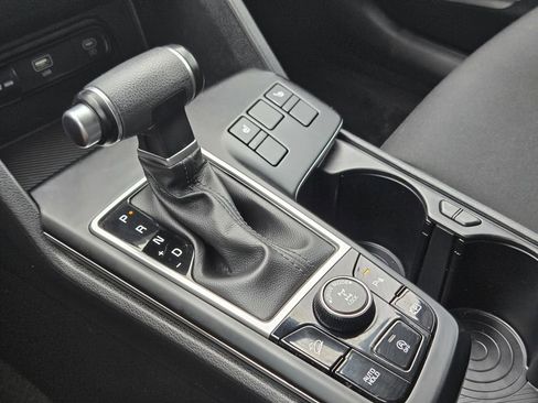 Certified 2023 Kia Sportage LX image 9