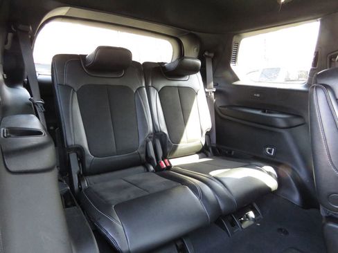 Used 2023 Jeep Grand Cherokee L Laredo image 17