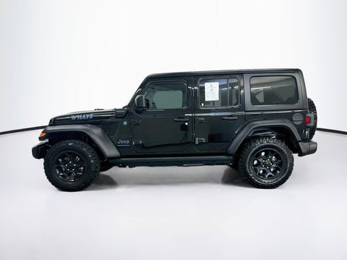 Used 2023 Jeep Wrangler Unlimited w/ Cold Weather Group AWD/4WD image 4