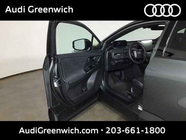 Used 2026 Toyota C-HR AWD/4WD image 10