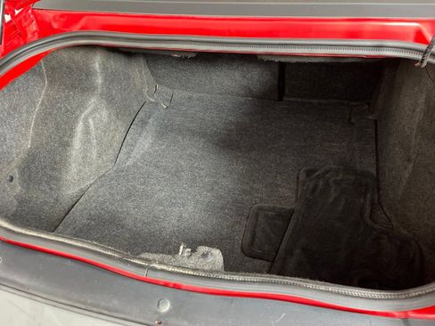 Used 2014 Dodge Challenger R/T RWD image 7