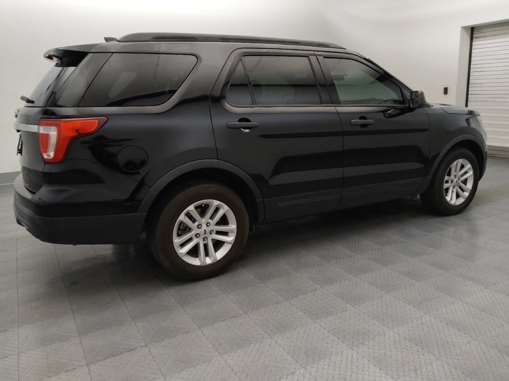 Used 2017 Ford Explorer FWD image 10
