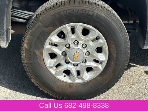 Used 2026 Chevrolet Silverado 2500 LT AWD/4WD image 9