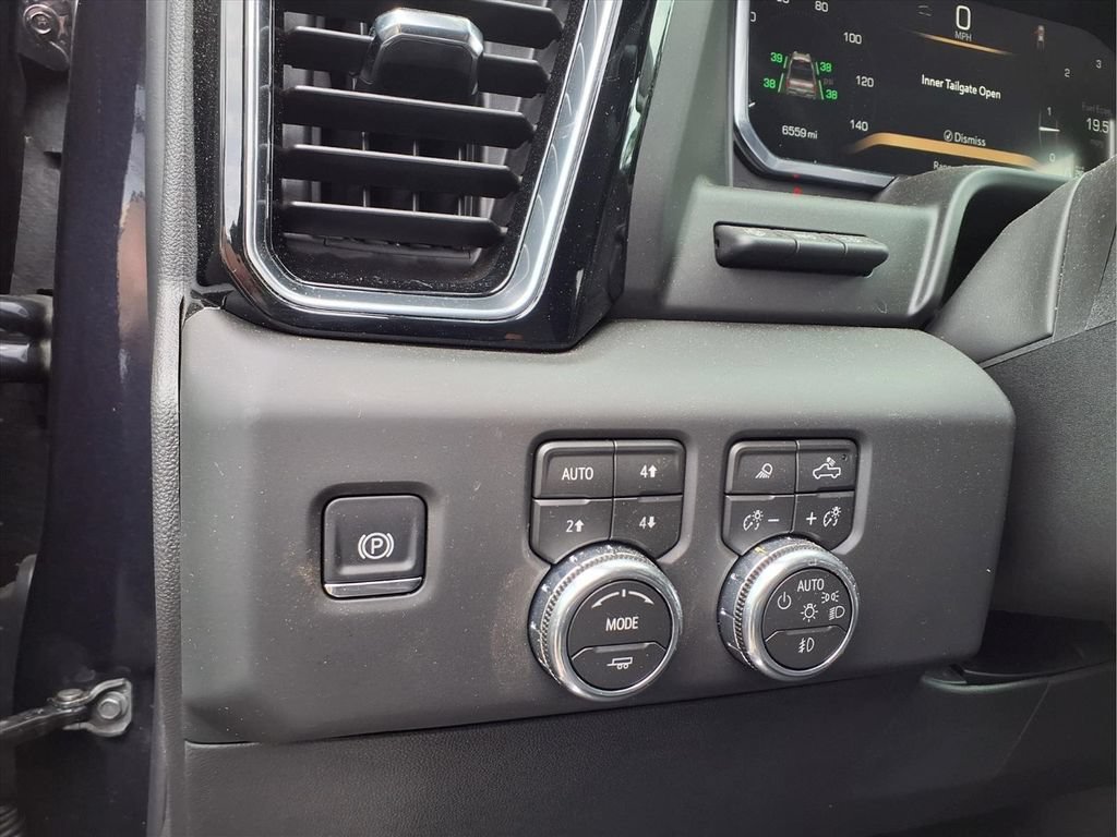 Certified 2026 GMC Sierra 1500 Denali w/ Denali Reserve Package AWD/4WD image 12