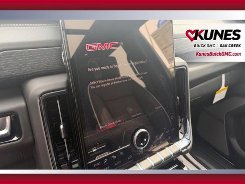 New 2026 GMC Yukon AT4 Ultimate w/ LPO, Floor Liner Package AWD/4WD image 26