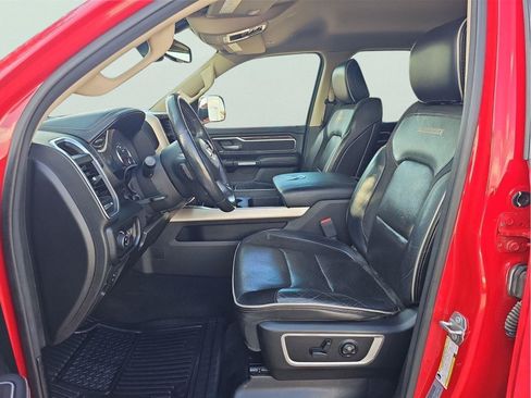 Used 2019 RAM 1500 Laramie AWD/4WD image 13