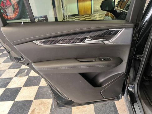 Used 2023 Cadillac XT6 Premium Luxury w/ Technology Package image 41