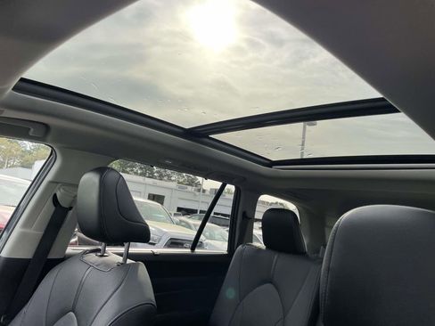 Used 2024 Toyota Grand Highlander Limited image 31