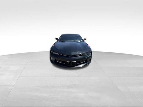 Used 2017 Chevrolet Camaro LT RWD image 2