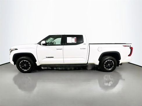 Used 2022 Toyota Tundra SR5 image 5