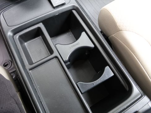 Used 2015 Honda CR-V LX image 29
