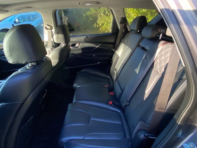 Used 2022 Hyundai Santa Fe Limited AWD/4WD image 9