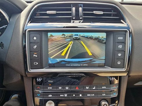 Used 2018 Jaguar F-PACE Prestige AWD/4WD image 22
