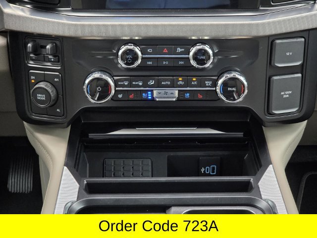 New 2027 Ford F350 Platinum w/ Platinum Plus Package AWD/4WD image 15