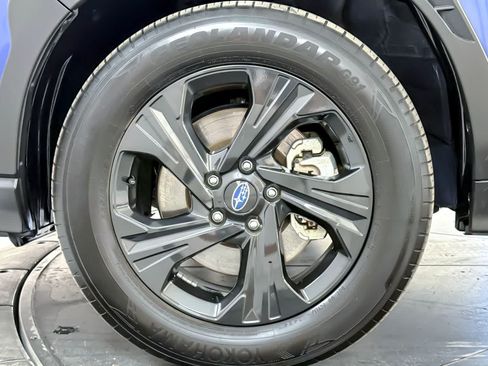 Used 2024 Subaru Crosstrek 2.0i AWD/4WD image 25