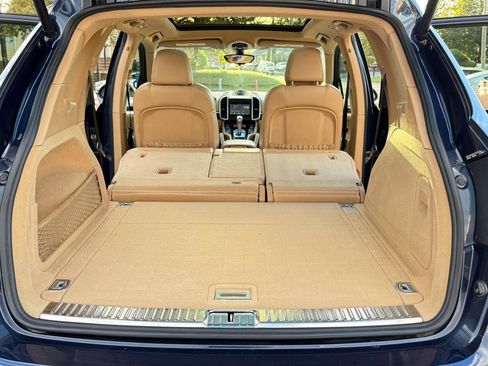Used 2012 Porsche Cayenne AWD/4WD image 42