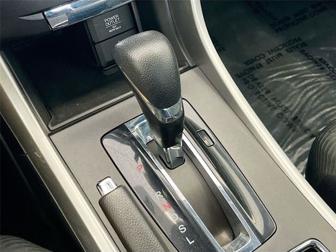 Used 2015 Honda Accord LX image 15