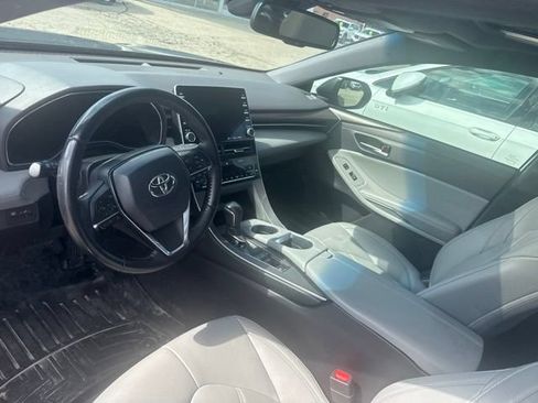 Used 2019 Toyota Avalon XLE w/ Moonroof Package FWD image 12