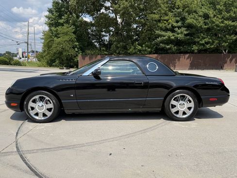 Used 2004 Ford Thunderbird RWD image 15