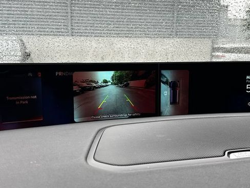 Certified 2025 Lincoln Navigator L Reserve AWD/4WD image 21