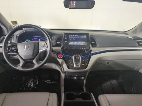 Used 2024 Honda Odyssey Touring image 12