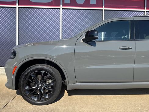 Used 2024 Dodge Durango GT w/ Blacktop Package AWD/4WD image 16