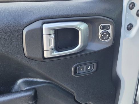 Used 2020 Jeep Wrangler Unlimited Rubicon image 15