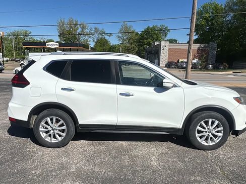Used 2019 Nissan Rogue SV AWD/4WD image 6